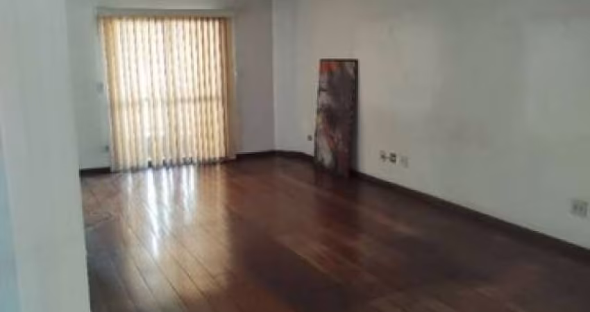 Apartamento conservado otima localização