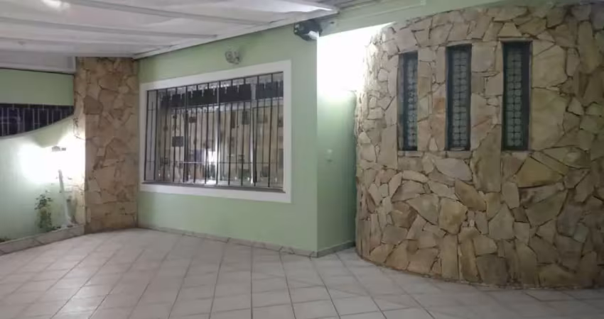Casa com 3 quartos para alugar na Rua Paulo Izzo, 72, Jardim Alzira, São Paulo