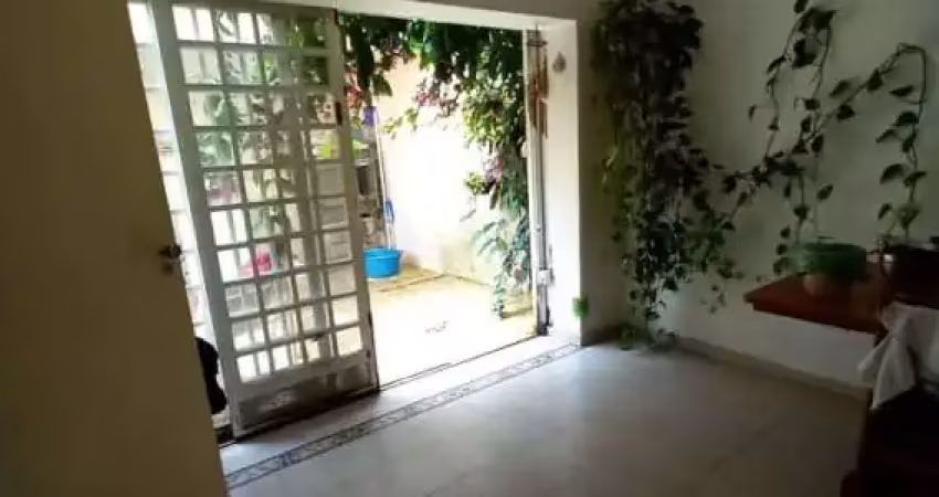 Casa com 3 quartos à venda na Rua Vitantônio D'Abril, 331, Jardim Alzira, São Paulo