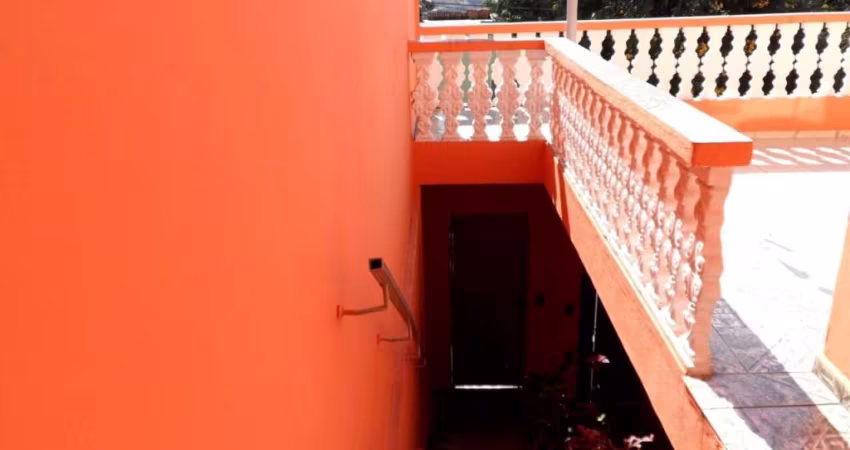 Lindo sobrado em Cidade Ademar