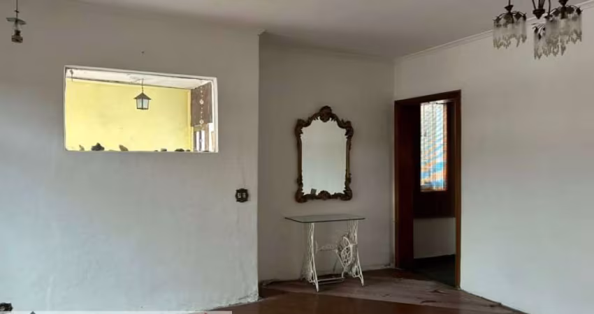 Sobrado localizado na região da Cupecê!