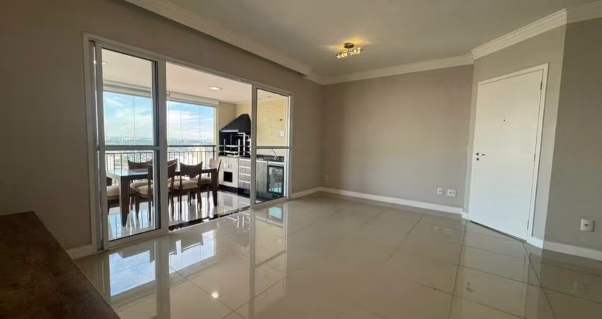 Apartamento com Varanda Gourmet, Condomínio Clima Vila Mascote.