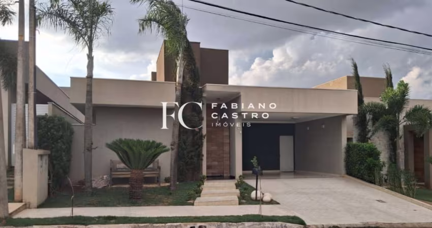 Condomínio Recanto do Lago - Belíssima casa à VENDA no condomínio Recanto do Lago!!