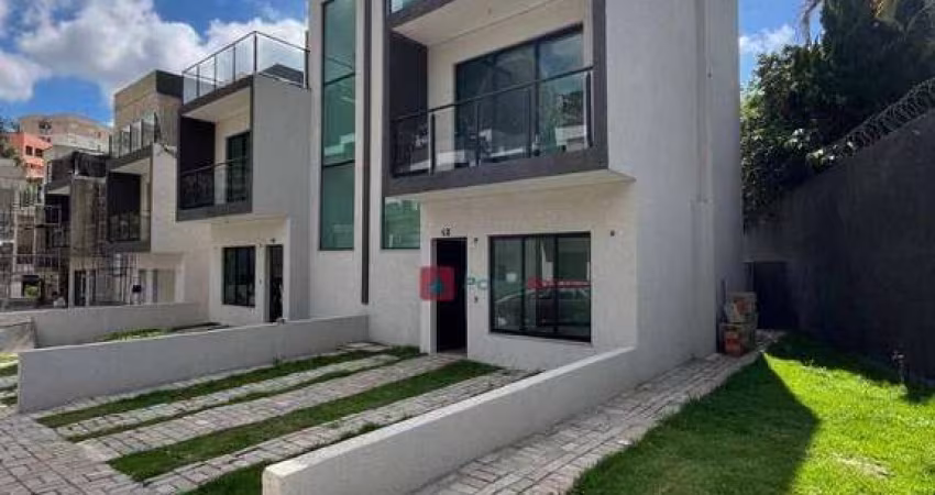 Casa com 3 QUARTOS  à venda, 153 m² por R$ 1.300.000,00 - Granja Viana - Cotia/SP