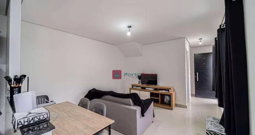 Casa de 2 dormitórios à venda, 69 m² por R$ 290.000 - Jardim Petrópolis - Cotia/SP