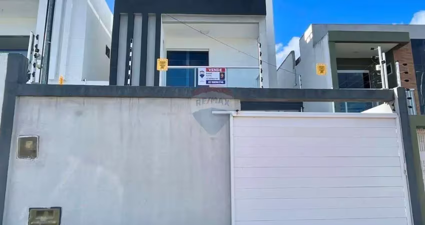 Casa com 3 quartos sendo 3 suítes em carapibus - conde pb.