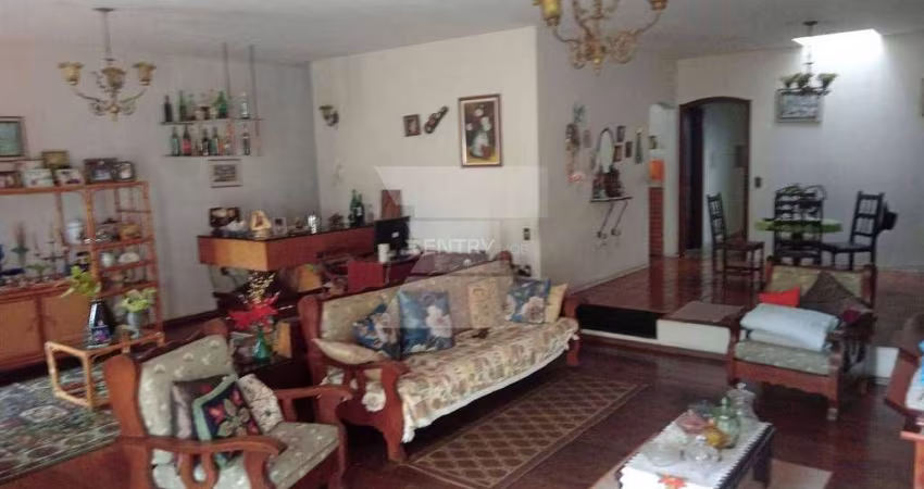 Lindo Sobrado à venda, com 300 m², Vila São João Batista, Jundiaí, SP
