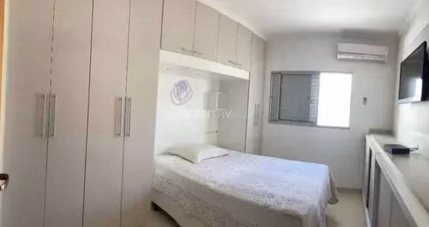 Belíssima casa á venda 124m2, 3 dormitórios sendo 1 suite, 2 vagas de garagem, planejado em todos os cômodos e ar condicionado nos quartos