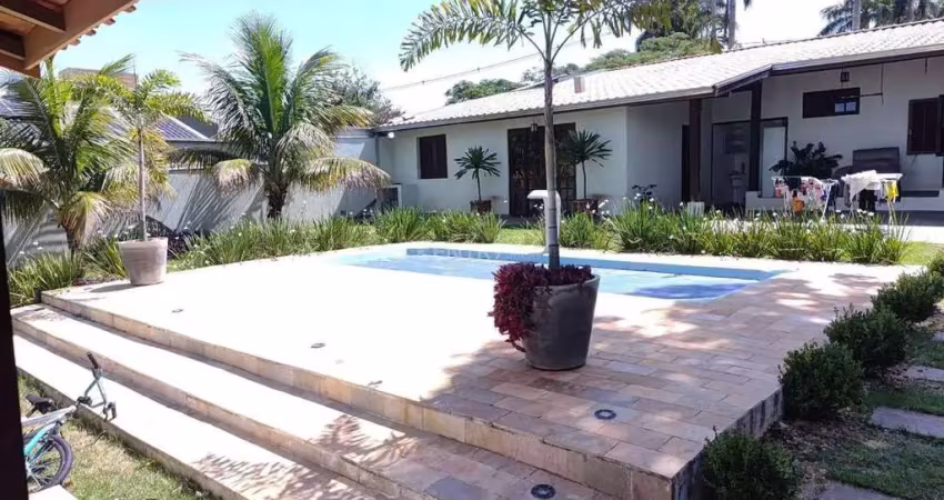 Casa térrea em condomínio fechado- medeiros-jundiaí-sp