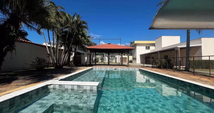 LINDA CASA TERREA  NO  CONDOMÍNIO TEREZA CRISTINA -MEDEIROS
