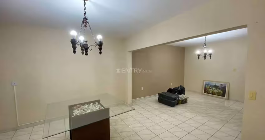 Casa com 3 quartos à venda na Rua Orlando Branco, Jardim das Tulipas, Jundiaí
