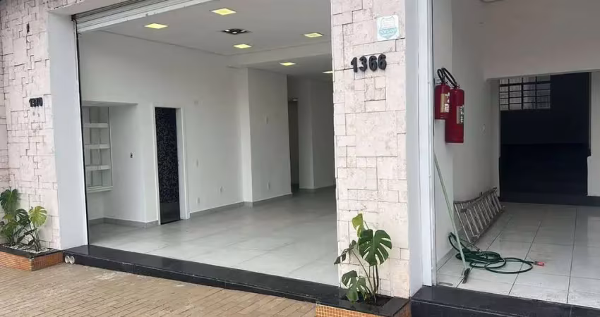 Sobrado com 2 salões comerciais para locação no bairro agapeama  em jundiai (sp)