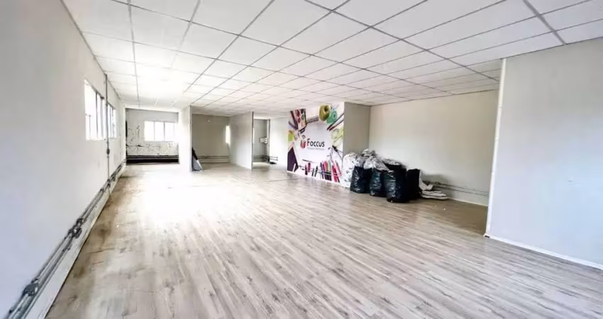 Casa com 6 quartos para alugar na Rua Sérgio Cardoso, 1000, Jardim Trevo, Jundiaí