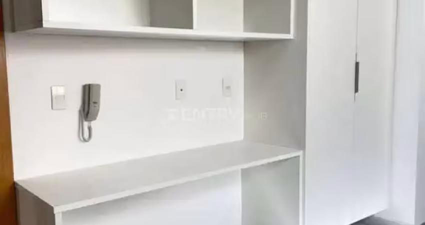 Lindo e novo imóvel em condomínio com lazer, 3 dormitórios, 1 suíte, sala 2 ambientes, espaço gourmet. bairro medeiros, jundiaí-sp