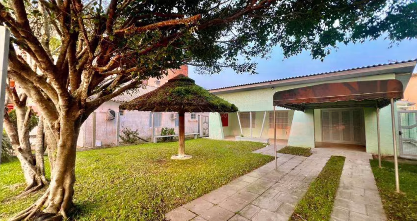 Casa 4 Dormitórios à venda no Bairro Centro com 138 m² de área privativa - 2 vagas de garagem