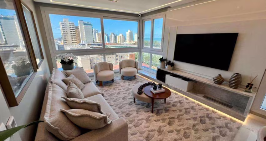 Apartamento 3 Dormitórios à venda no Bairro Centro com 190 m² de área privativa - 2 vagas de garagem