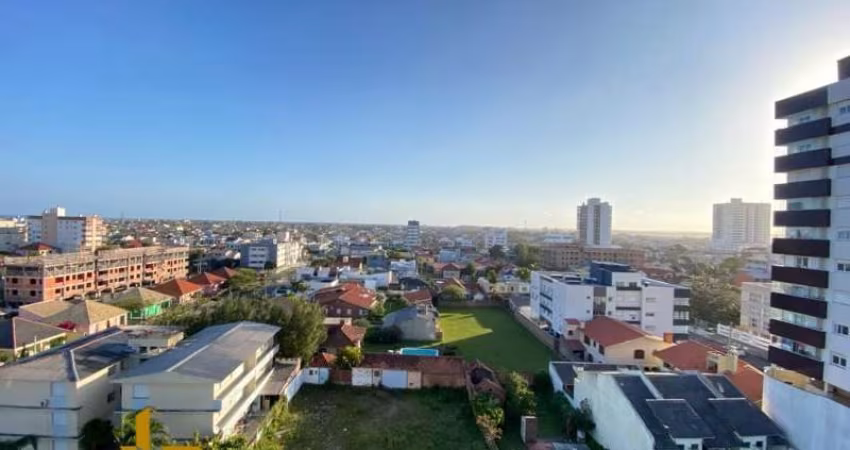 Apartamento 3 Dormitórios à venda no Bairro Centro com 90 m² de área privativa - 2 vagas de garagem