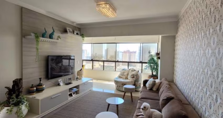 Apartamento 3 Dormitórios à venda no Bairro Centro com 165 m² de área privativa - 1 vaga de garagem