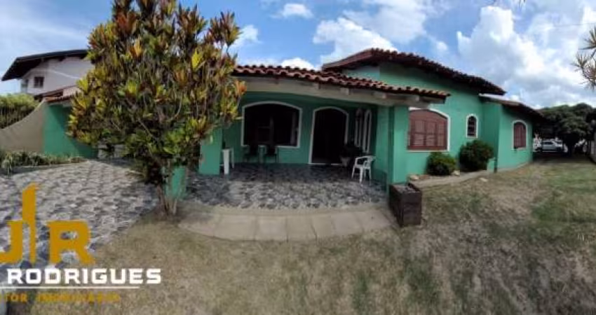 Casa 3 Dormitórios à venda no Bairro Centro com 270 m² de área privativa