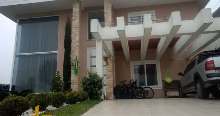 Casa 4 Dormitórios à venda no Bairro Petrobras com 220 m² de área privativa - 2 vagas de garagem