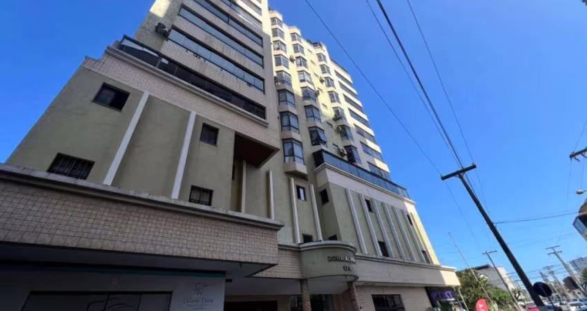 Apartamento 3 Dormitórios à venda no Bairro Centro com 149 m² de área privativa - 1 vaga de garagem
