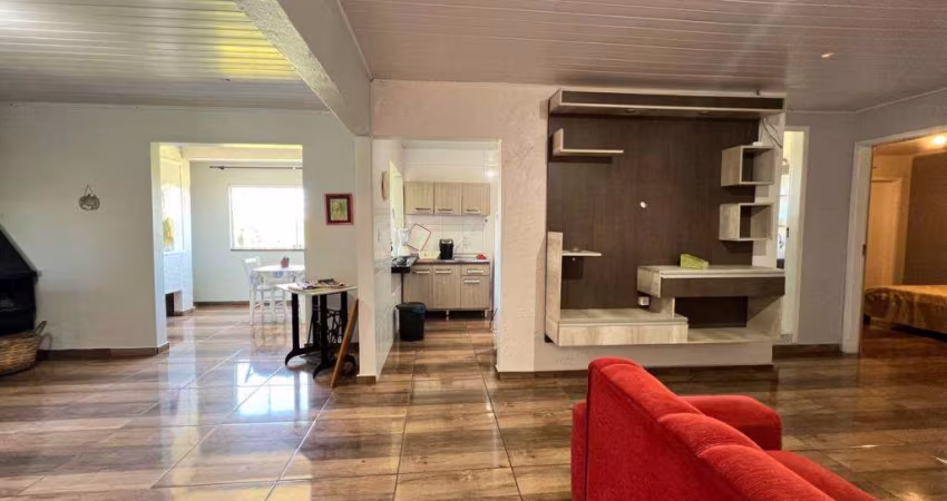 Sobrado/ Duplex 4 Dormitórios à venda no Bairro Centro com 180 m² de área privativa - 2 vagas de garagem