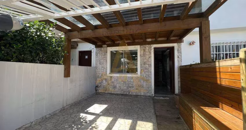 Sobrado/ Duplex 2 Dormitórios à venda no Bairro Centro com 80 m² de área privativa - 2 vagas de garagem