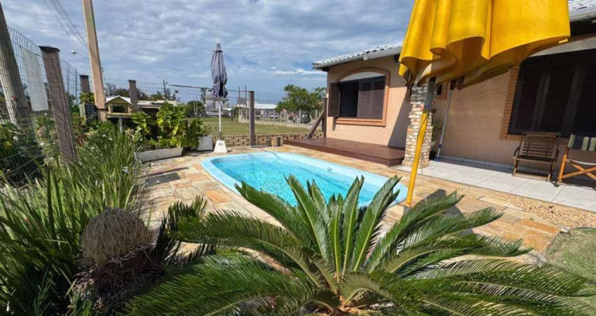 Casa 5 Dormitórios à venda no Bairro Zona Nova com 189 m² de área privativa - 3 vagas de garagem