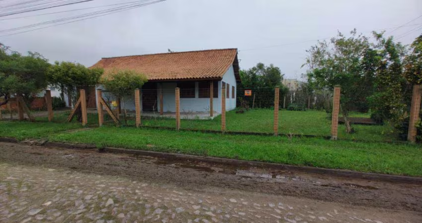 Casa 4 Dormitórios à venda no Bairro Centro com 154 m² de área privativa