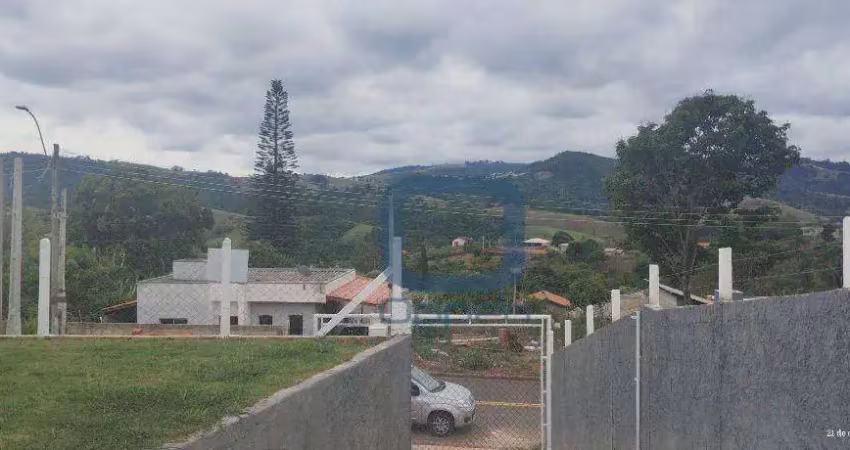 Casa com 3 dormitórios à venda, 93 m² por R$ 420.000,00 - Parque Aquático - Lindóia/SP