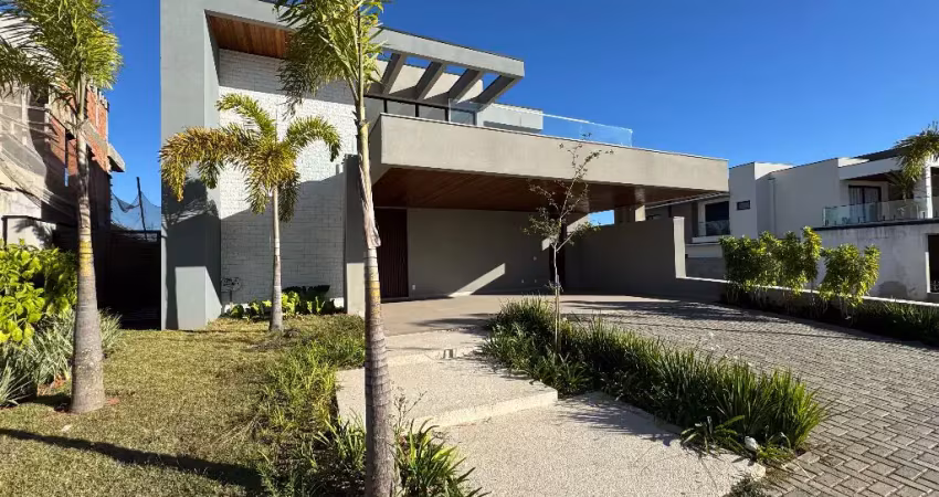 Sobrado 3 suites com piscina a venda condominio arborais
