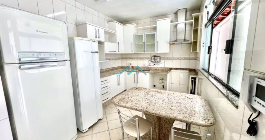 Casa à venda em Florianópolis, Canto, com 3 quartos, com 250 m²
