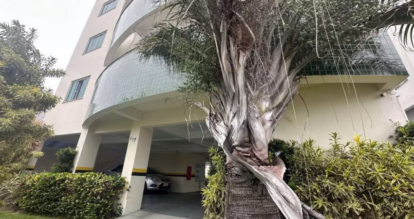 Apartamento com 3 quartos para alugar na São Lourenço, 637, Flor de Nápolis, São José