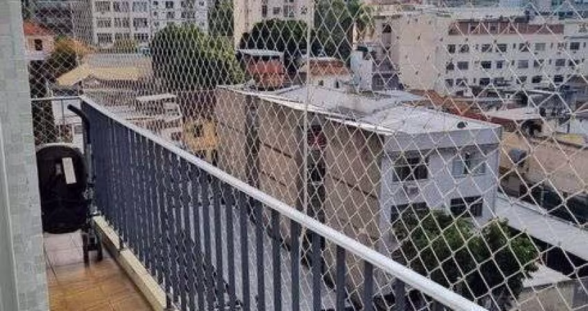 Vila Isabel ótimo estado varandão andar alto e vista livre