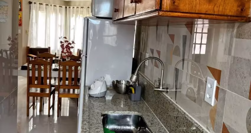 Apartamento à venda em praia de taperapuan, porto seguro: 105m², 3 suítes, ótima localização.