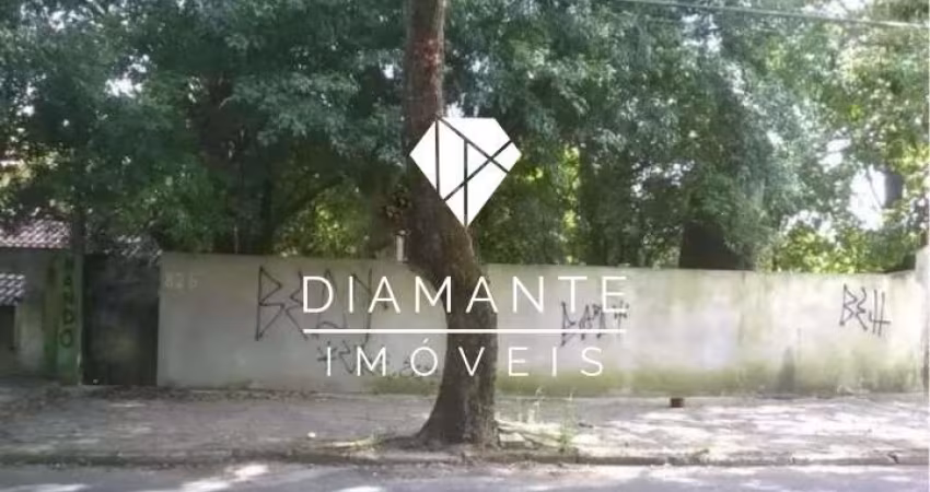 Terreno à venda na Rua Amapá, Vila Nova, Porto Alegre