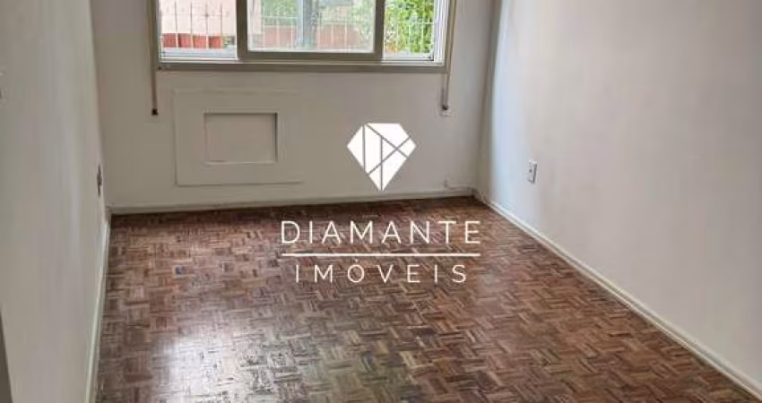 Apartamento com 2 quartos para alugar na Rua Washington Luiz, Centro Histórico, Porto Alegre