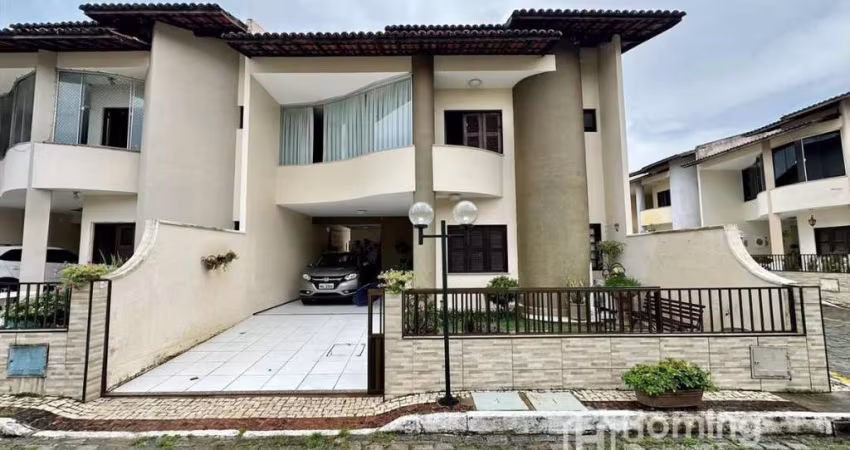 Casa em condomínio com 4 quartos no bairro Sapiranga - Fortaleza