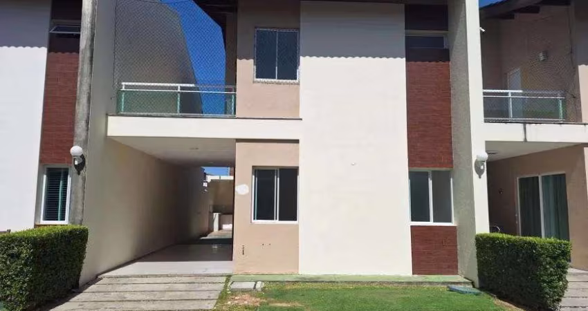 Casa de condomínio com 03 quartos no bairro José de Alencar - Fortaleza