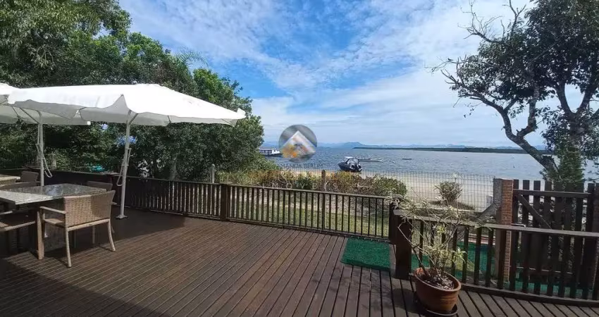 Casa com 5 quartos à venda na Zona Rural, Guaraqueçaba 