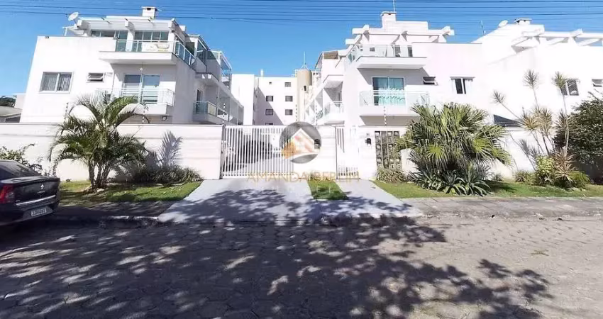 Triplex condomínio fechado Gaivotas Matinhos
