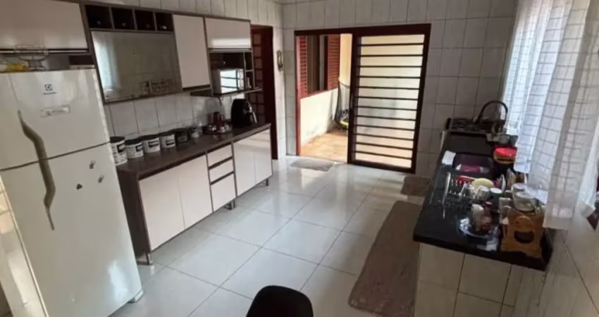 Oportunidade Ipiranga c/ área gourmet e banheiro externo