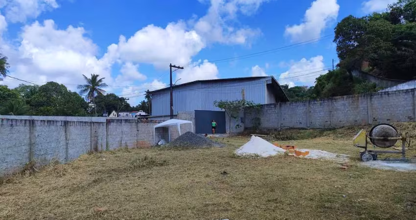 Terreno à venda na Rua Vale do Ouro, 7, Cassange, Salvador