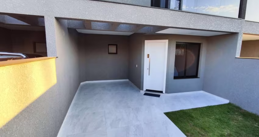 Sobrado em Condomínio para Venda em Matinhos, Balneário Gaivotas, 3 dormitórios, 1 suíte, 3 banheiros, 2 vagas