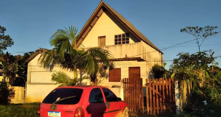 Casa com 2 quartos à venda na Rua Porecatu, 616, Centro, Guaratuba