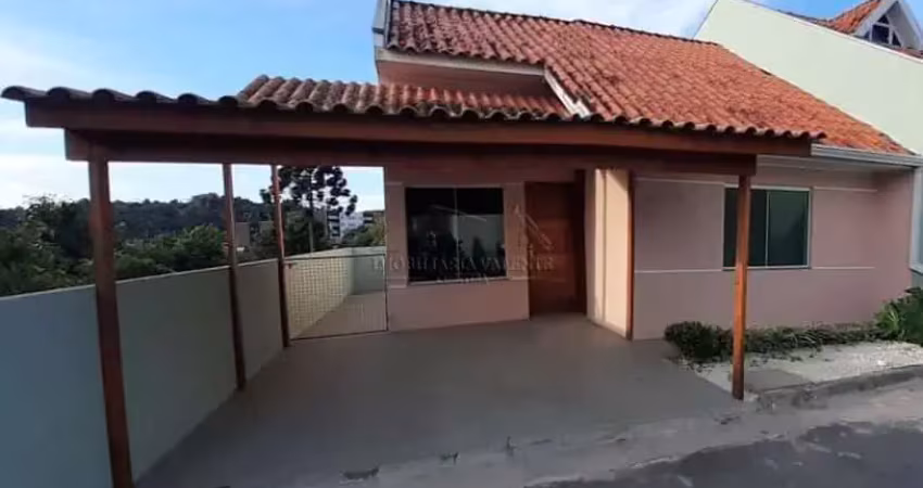 Casa com 2 quartos à venda na Rua Américo Zanlorenzi, 43, Jardim Céu Azul, Campo Largo