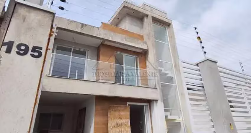 Casa com 3 quartos à venda na Rua José Gusso, 193, Fazendinha, Curitiba