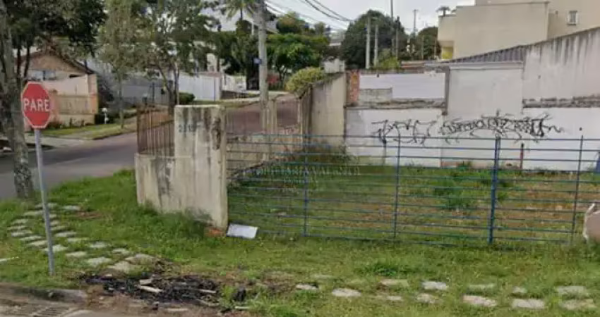 Terreno à venda na Rua Curupaitis, Portão, Curitiba