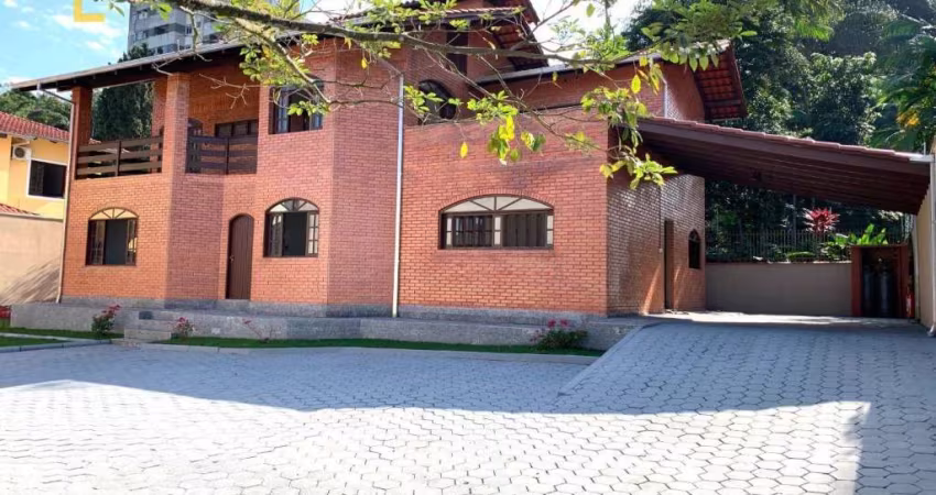 Casa à venda no Anita Garibaldi em Joinville