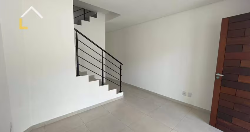 Casa com 2 dormitórios à venda, 88 m² por R$ 375.000,00 - Nova Brasília - Joinville/SC